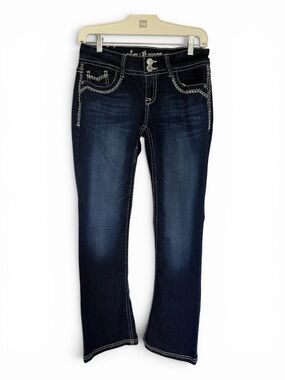 WallFlower Juniors 7 Women’s 28/29 Bootcut Stretch Jeans